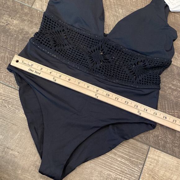 NWT L SPACE by Monica Wise Black One Piece Swim Suit Size 12 - Picture 8 of 14